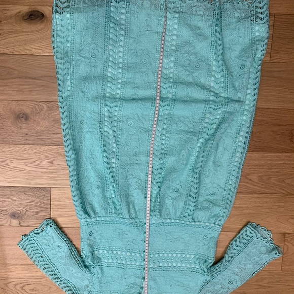Mint green lace dress - Picture 6 of 6
